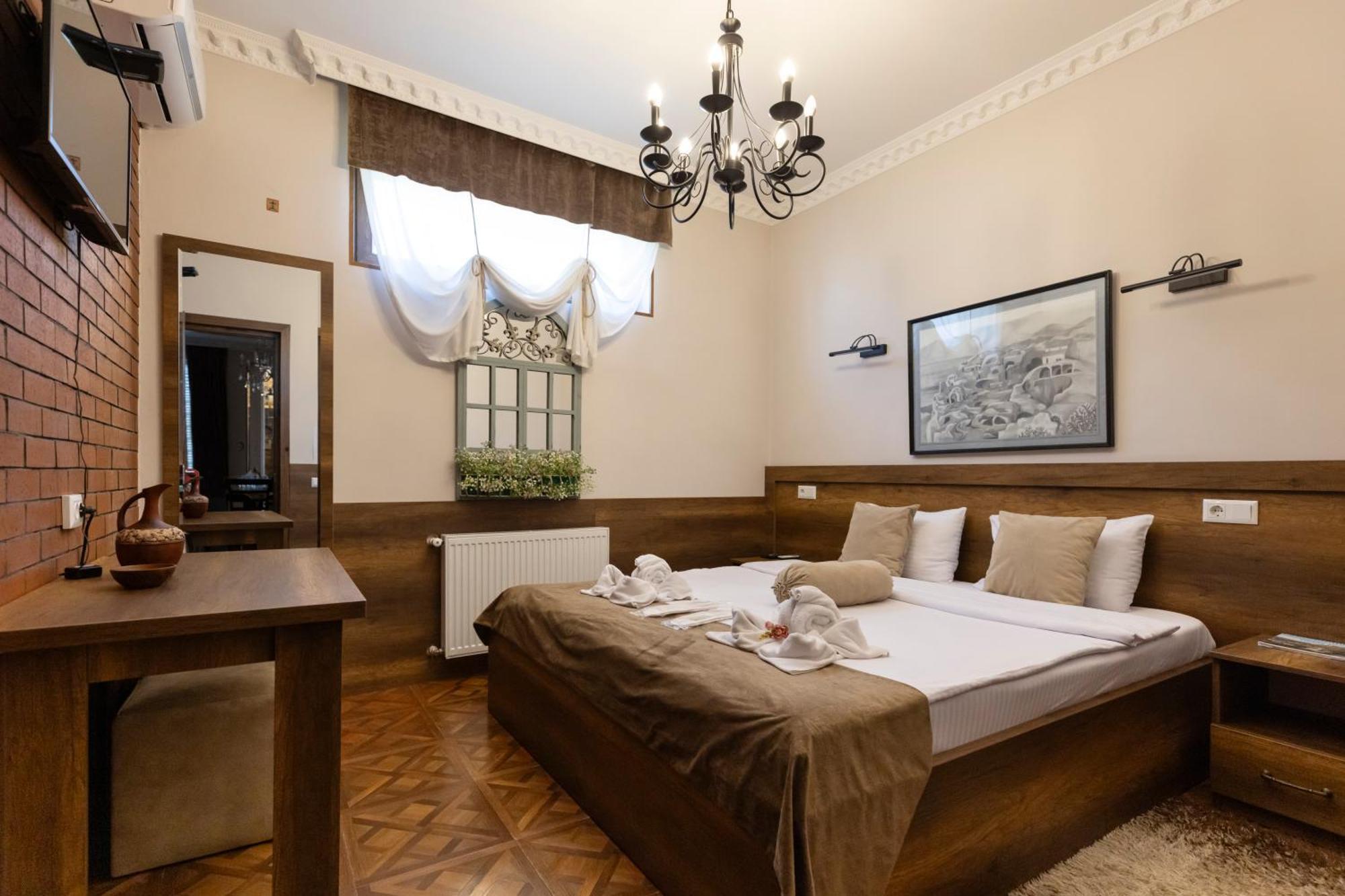 Hestia Boutique Hotel Gori Ngoại thất bức ảnh