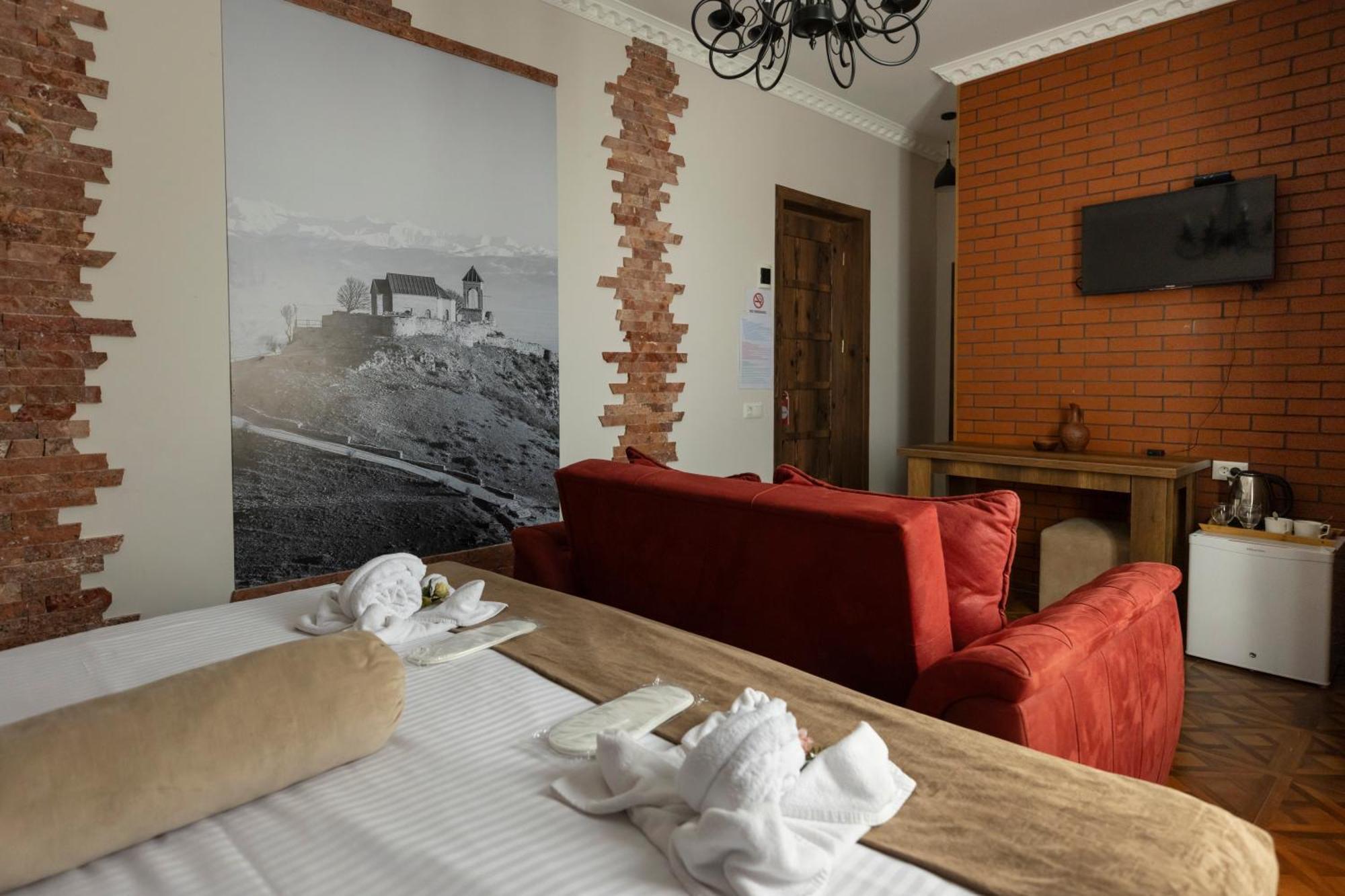 Hestia Boutique Hotel Gori Ngoại thất bức ảnh