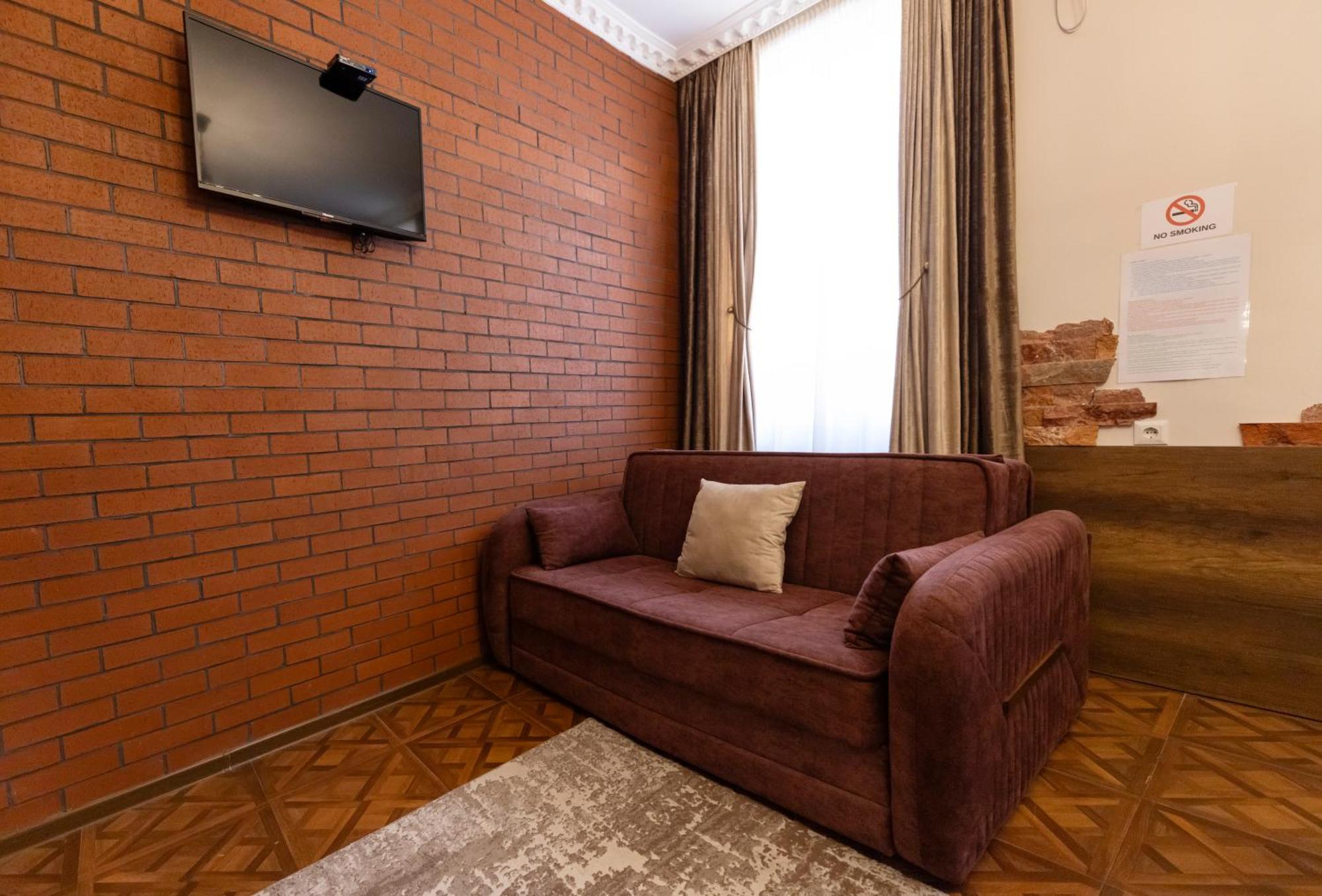Hestia Boutique Hotel Gori Ngoại thất bức ảnh
