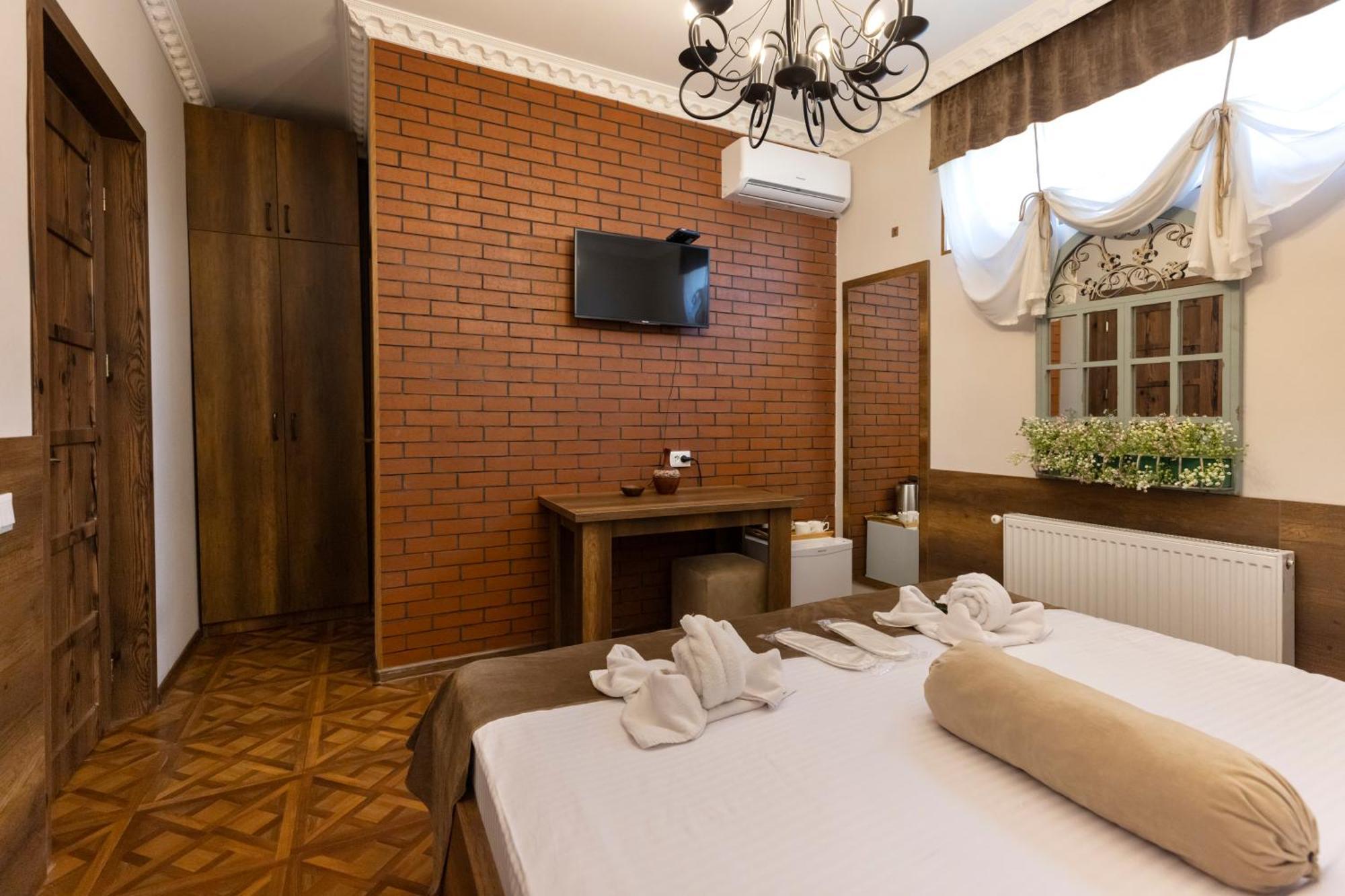 Hestia Boutique Hotel Gori Ngoại thất bức ảnh