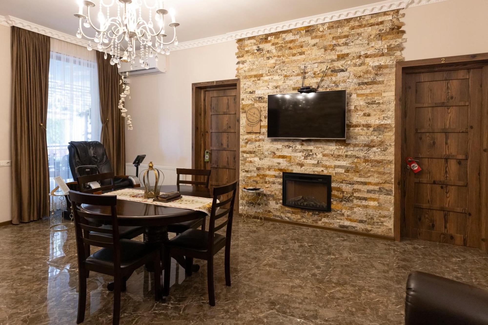 Hestia Boutique Hotel Gori Ngoại thất bức ảnh