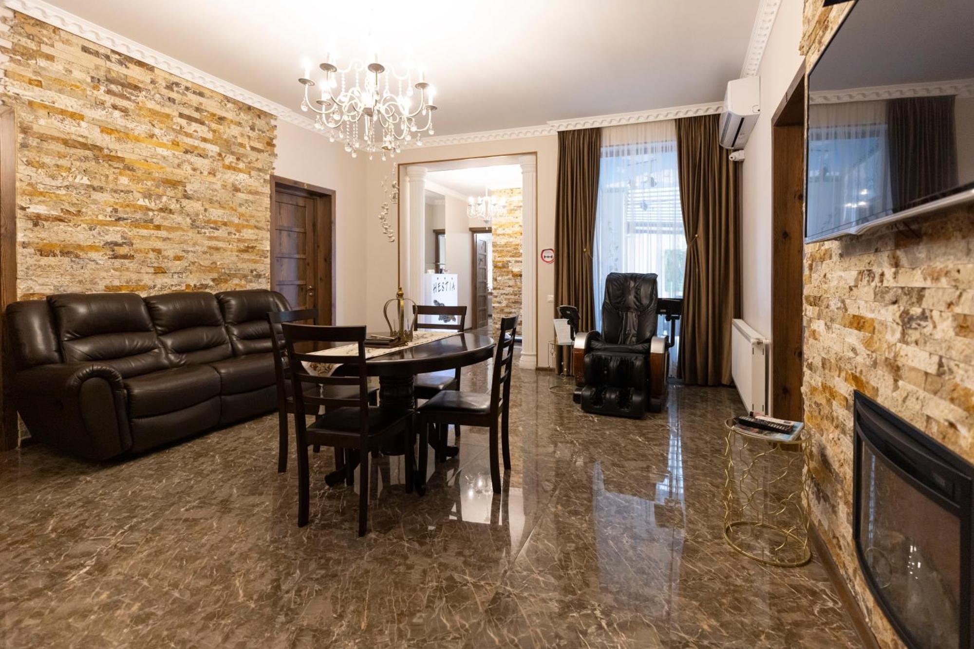 Hestia Boutique Hotel Gori Ngoại thất bức ảnh